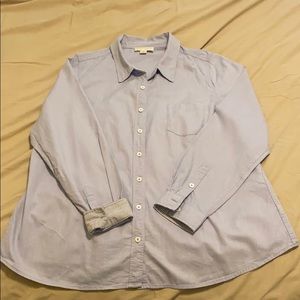 Light blue collar shirt